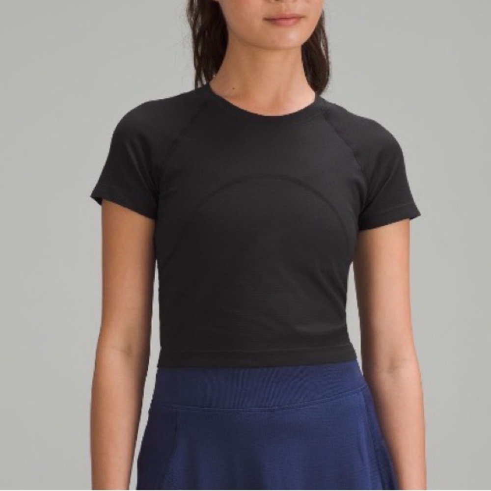 LuluLemon Black Crop Top